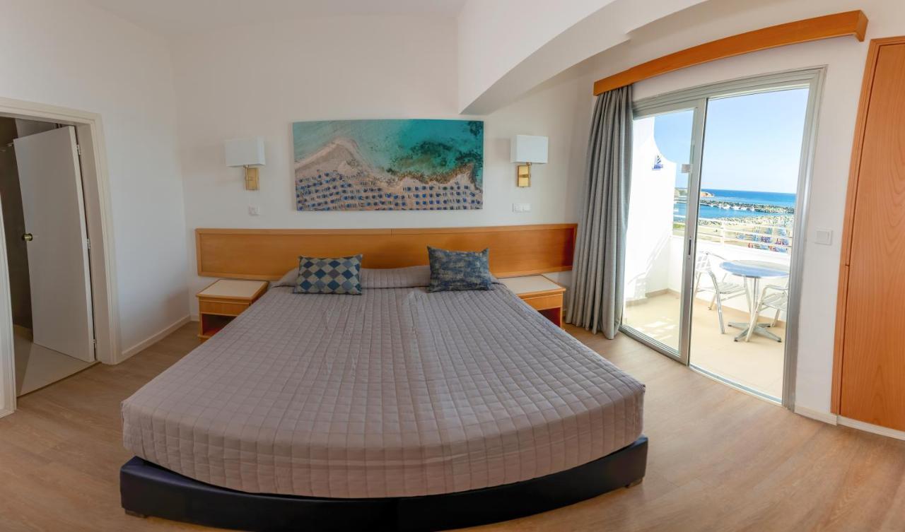 Tylos Beach Hotel Kato Pyrgos Bagian luar foto