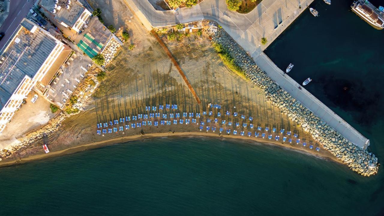 Tylos Beach Hotel Kato Pyrgos Bagian luar foto